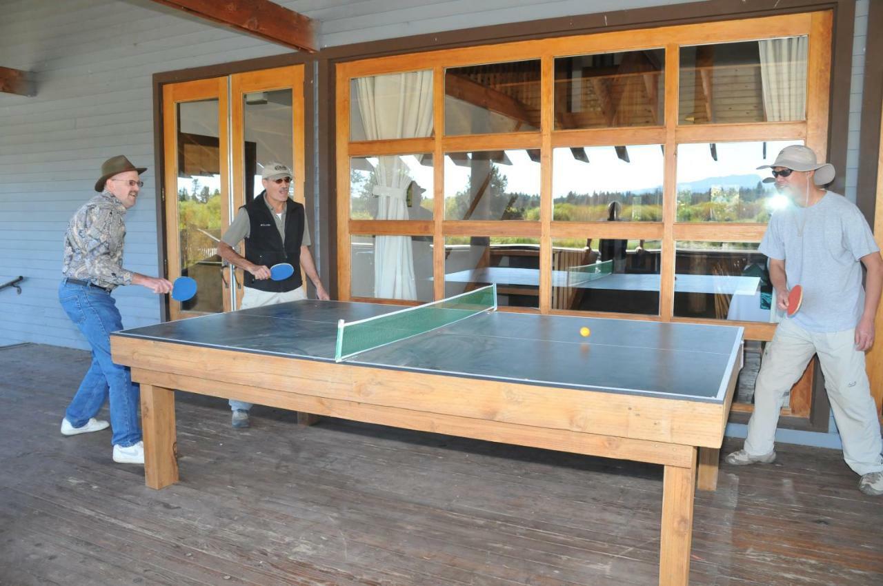 Bend-Sunriver Camping Resort Wheelchair Accessible Yurt 13 Buitenkant foto